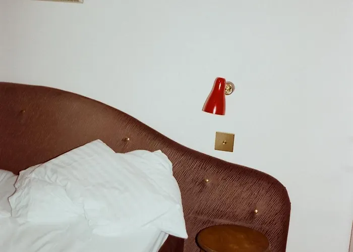 Am Brillantengrund Hotel