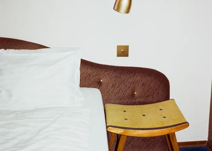 Am Brillantengrund 3*