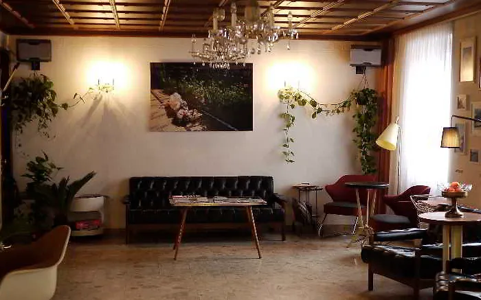 Hotel Am Brillantengrund Vienna
